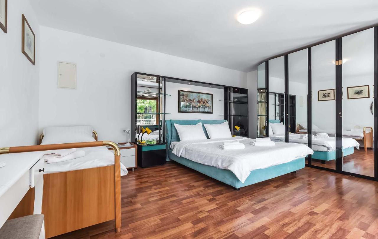 Apartmani Rino, Πόρετς Εξωτερικό φωτογραφία