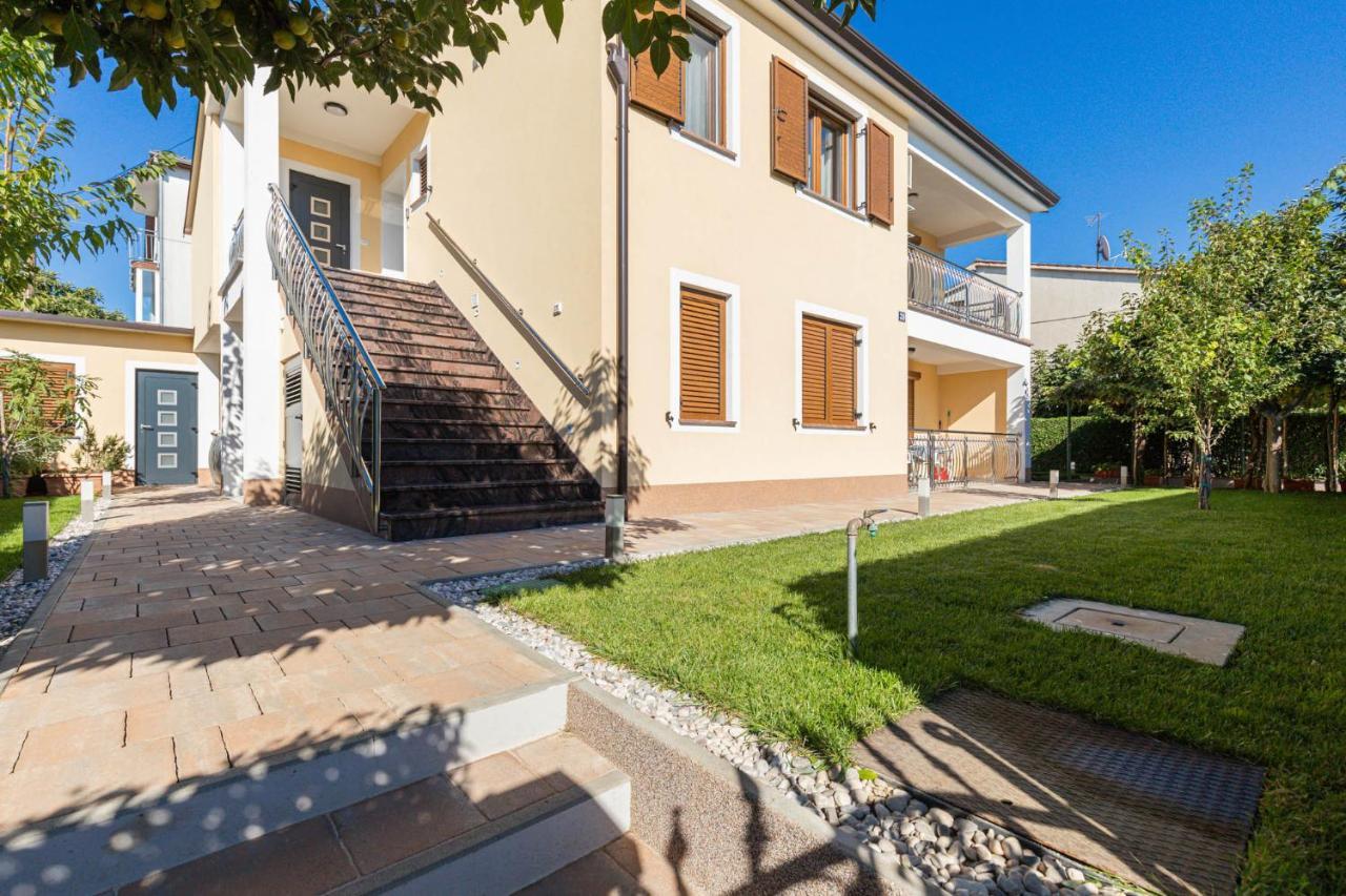 Apartmani Rino, Πόρετς Εξωτερικό φωτογραφία